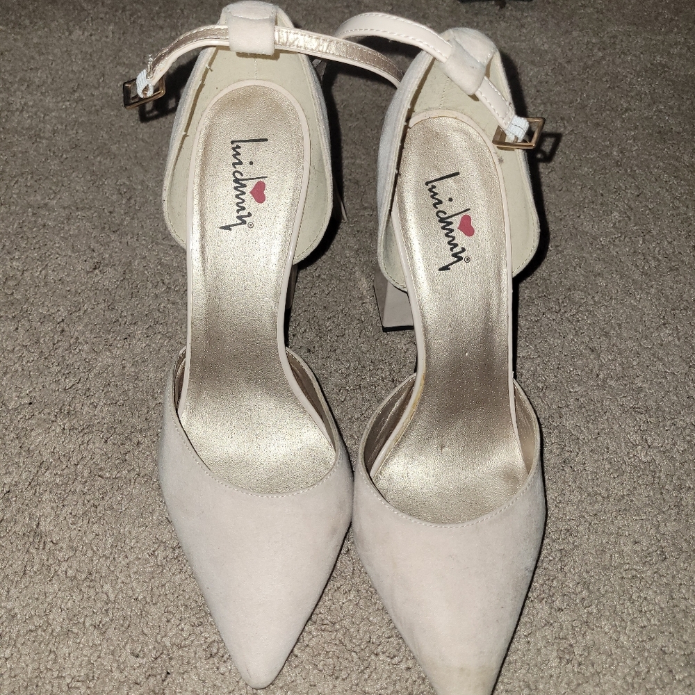 Beige high heels with strap, 4 inch heel